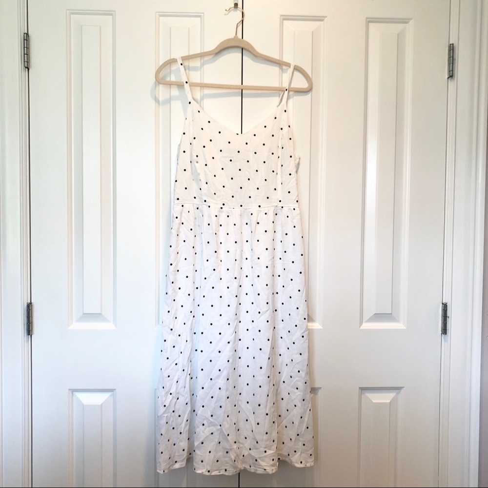 NWT Old Navy White and Navy Polka Dot Summer Dress